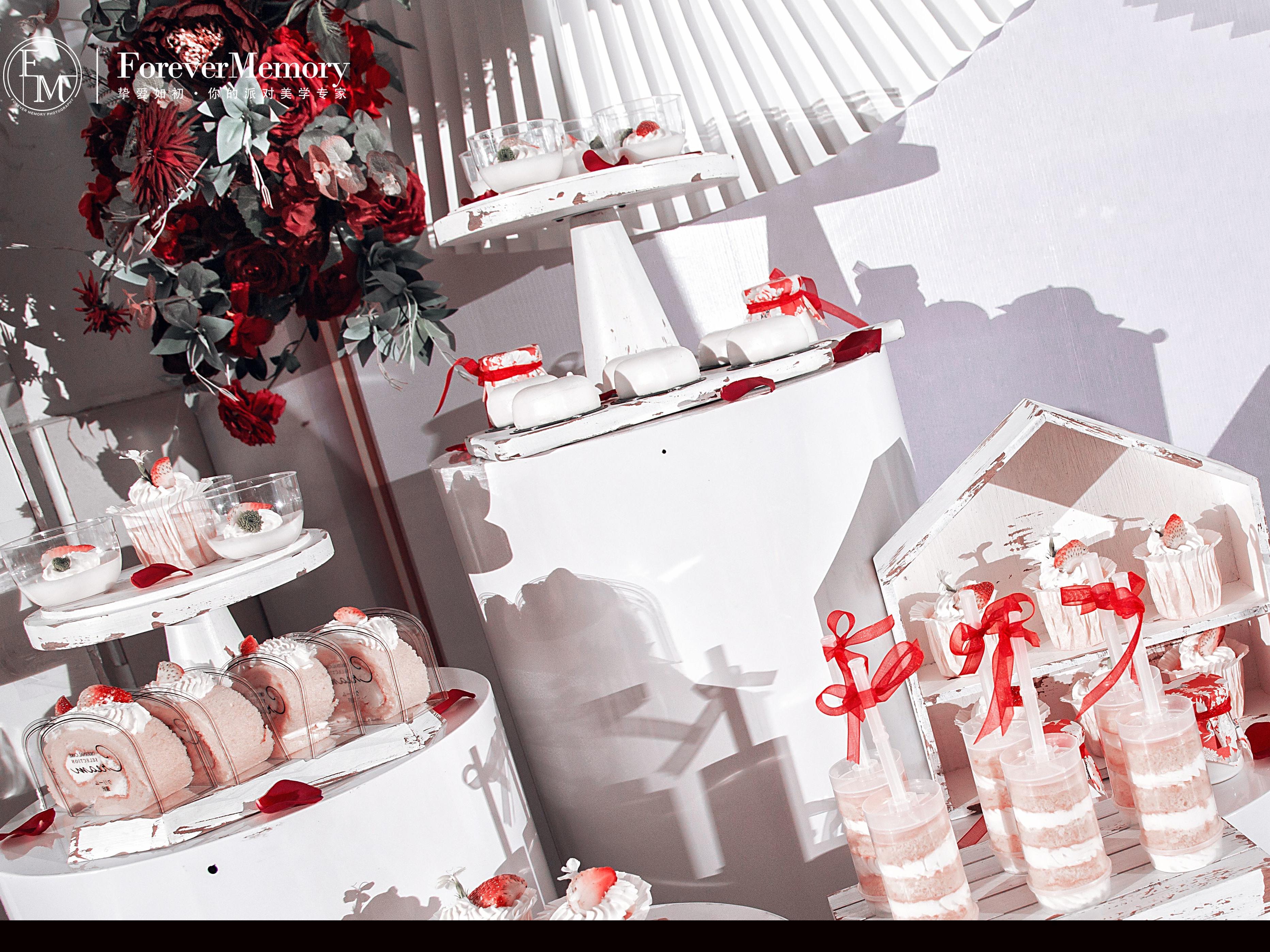 圣洁白色大理石邂逅浪漫的红色婚礼