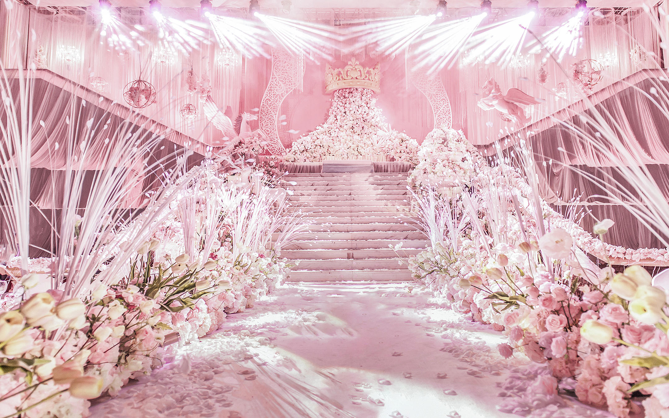 奢华梦幻粉色系鲜花公主婚礼49999享受世纪婚礼