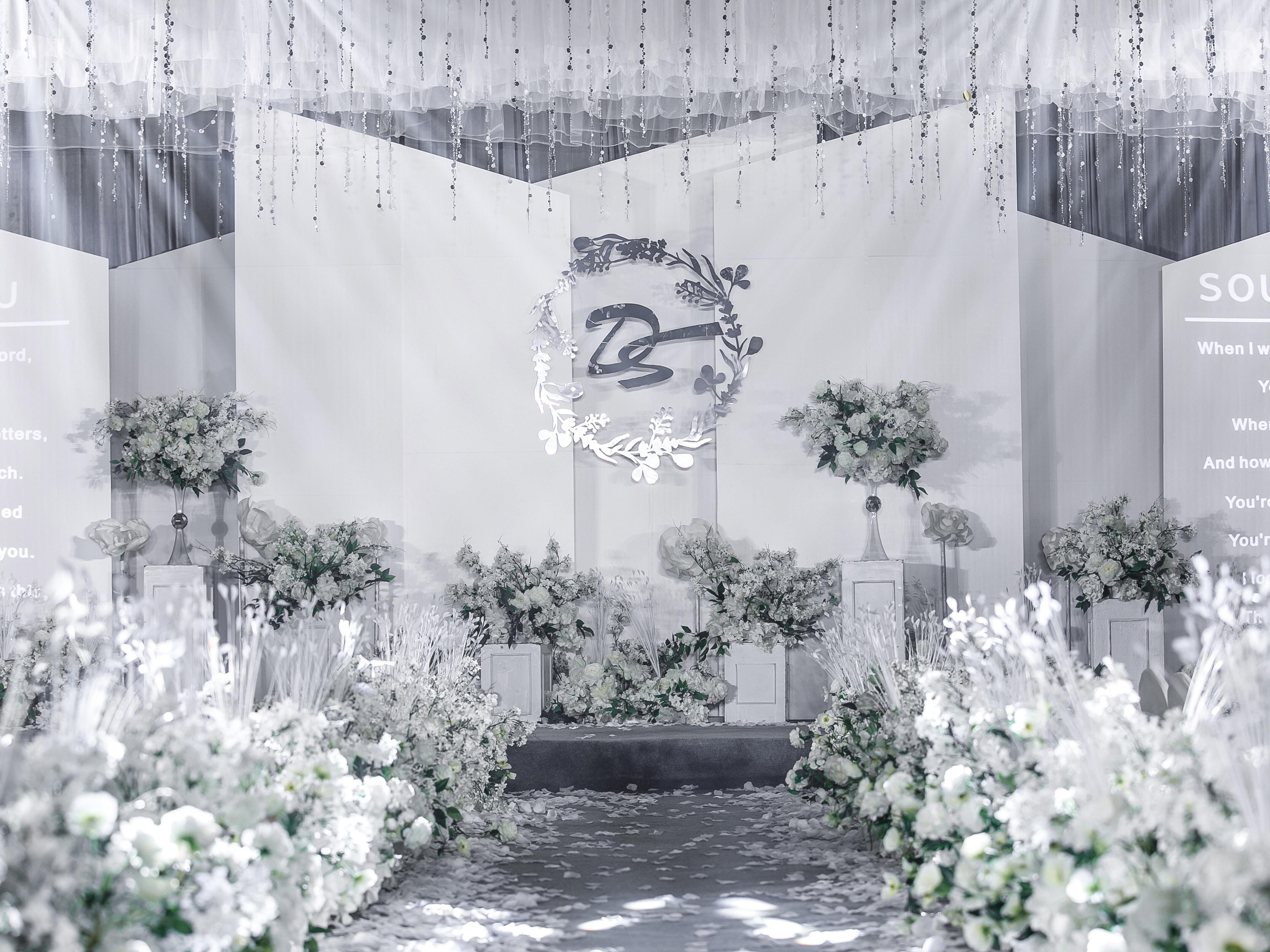 大型酒店大型吊顶婚礼基础款