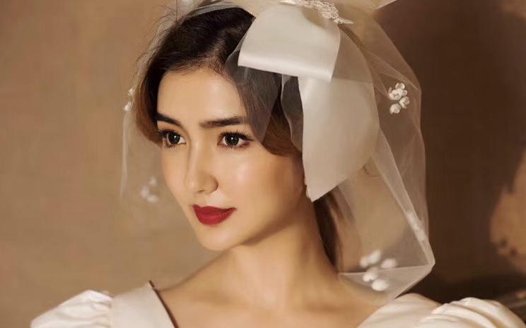 布蕾丝高定嫁衣·造型作品 精致的妆面与质感的体现