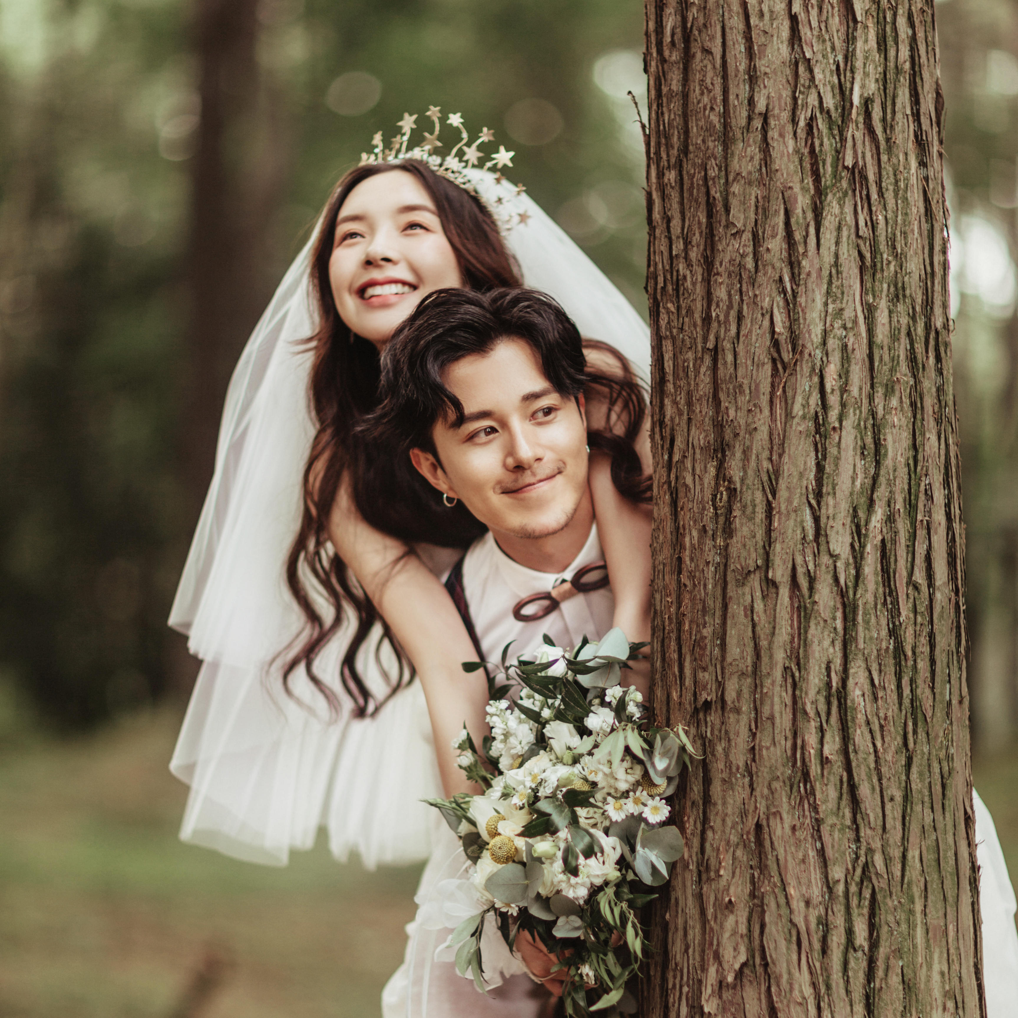 婚纱特惠+全程包干+拍一送六+6服6造+底片全送