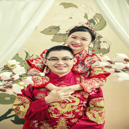 一生一世一双人，怎能不爱你。