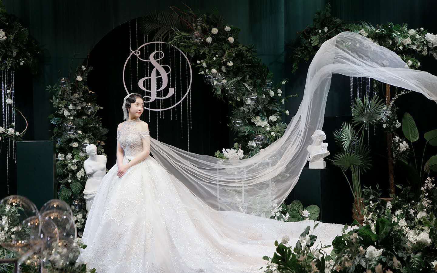 《ANGEL婚礼定制》高级祖母绿与仙女般的你