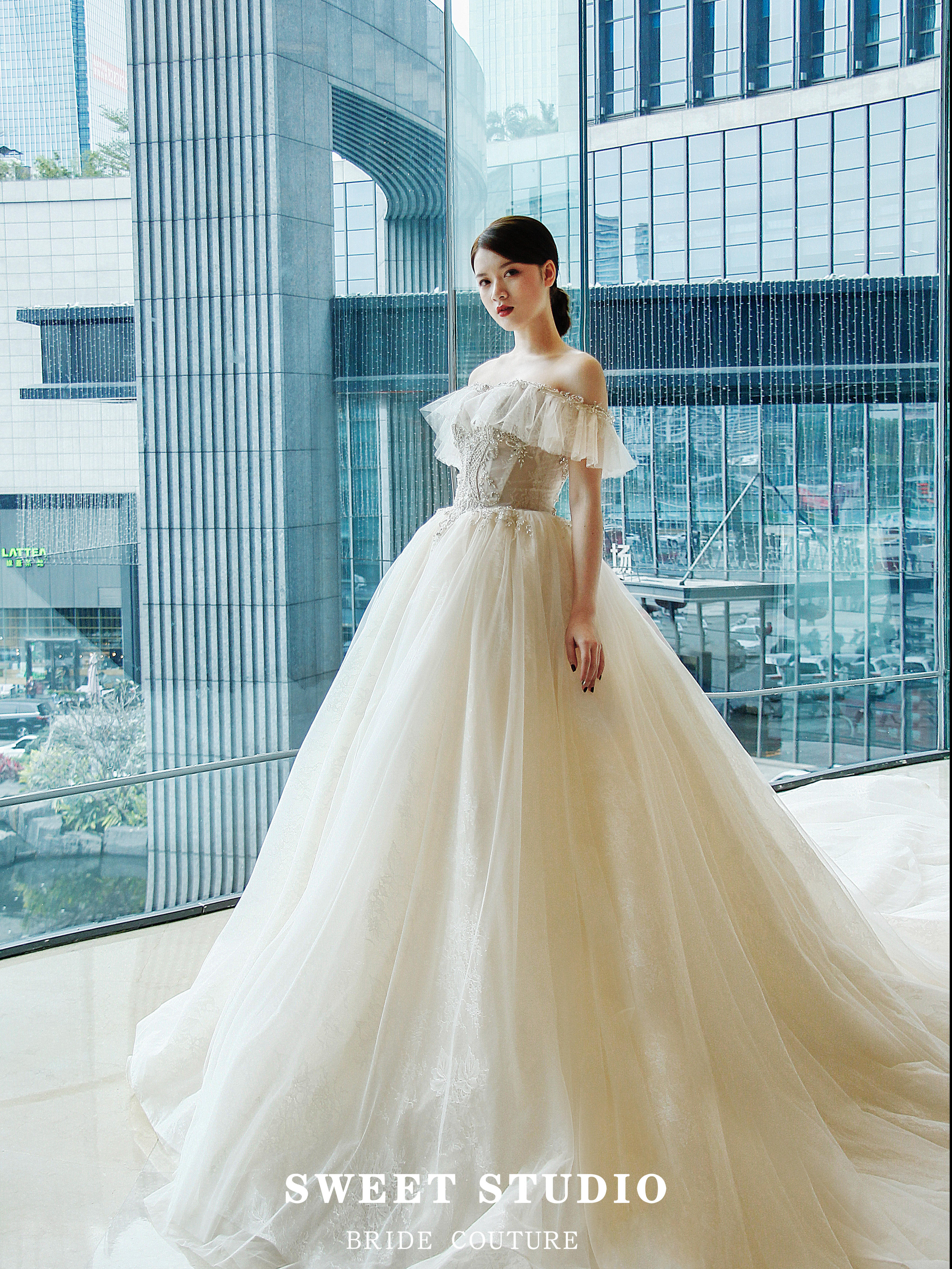 【超值妆纱同订】3件套租贸 +跟妆