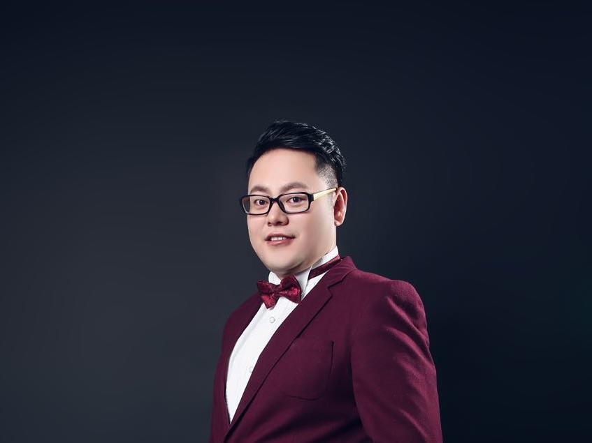 北京首席婚礼主持人+专业流程策划+DJ+音乐执行