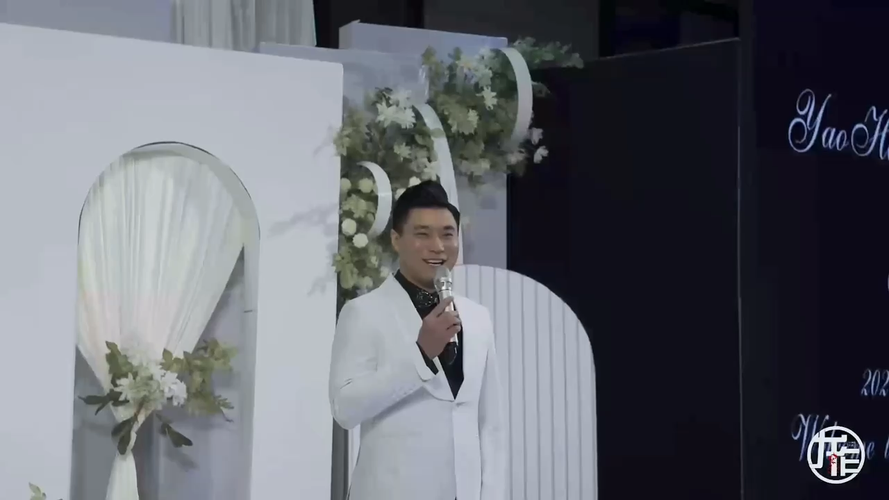 主持人方舟开场白