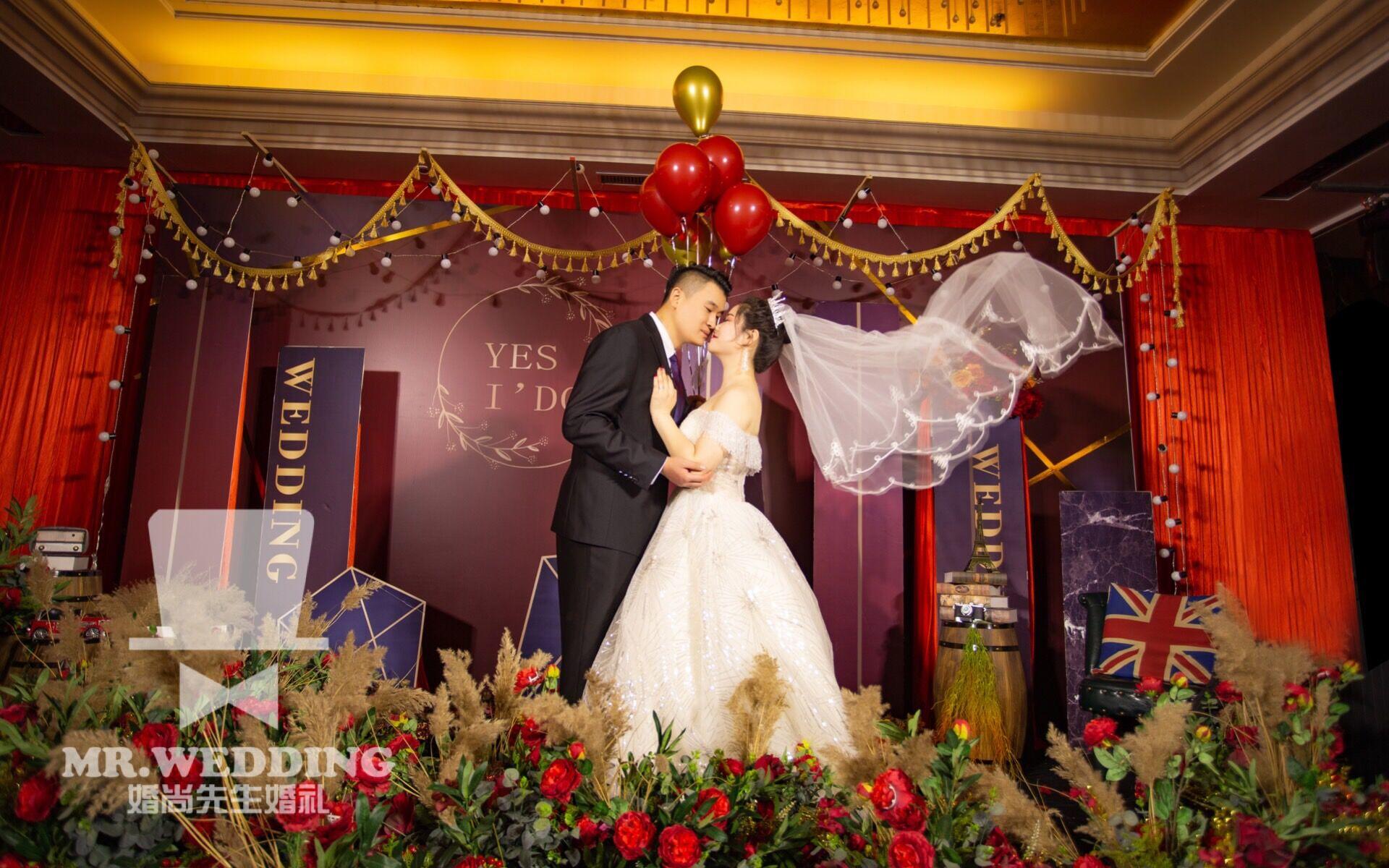 婚尚先生婚礼--红与黑系