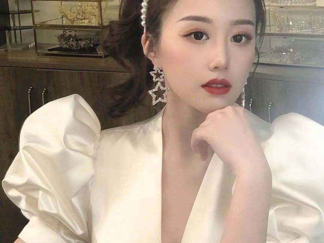 希禾造型—半天跟妆 送妈妈妆