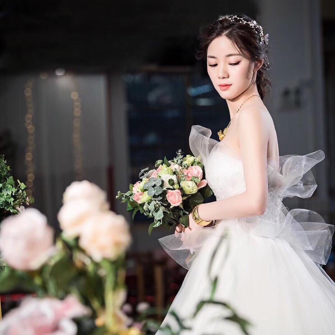 唯美简约，小清新，甜美温婉。
