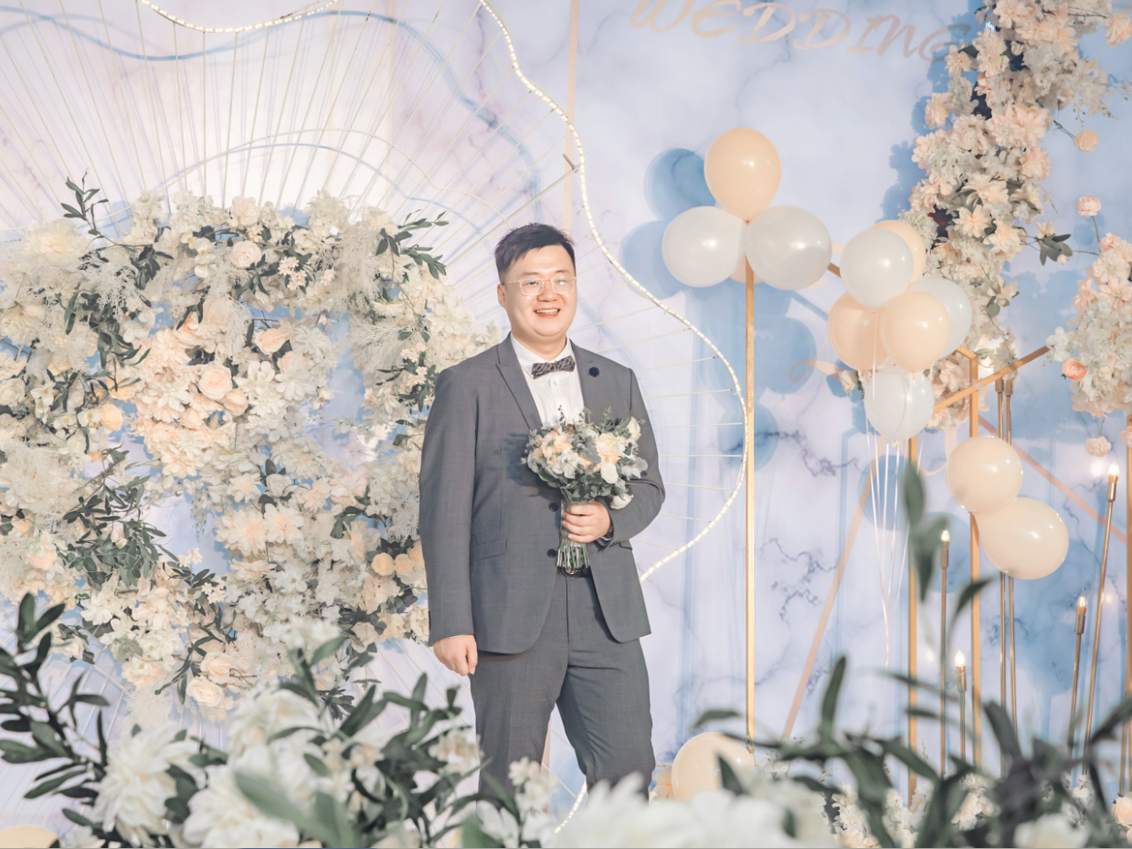 故乡或是天涯海角，与你白头相偕到老