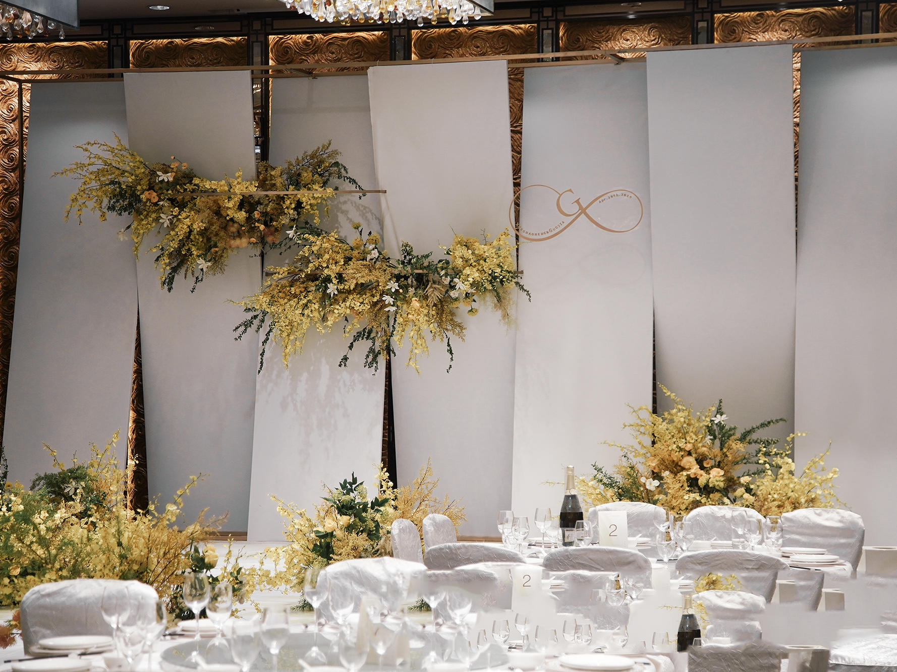 《筑梦》香槟白黄色系婚礼，厦门唯美简约设计感婚礼