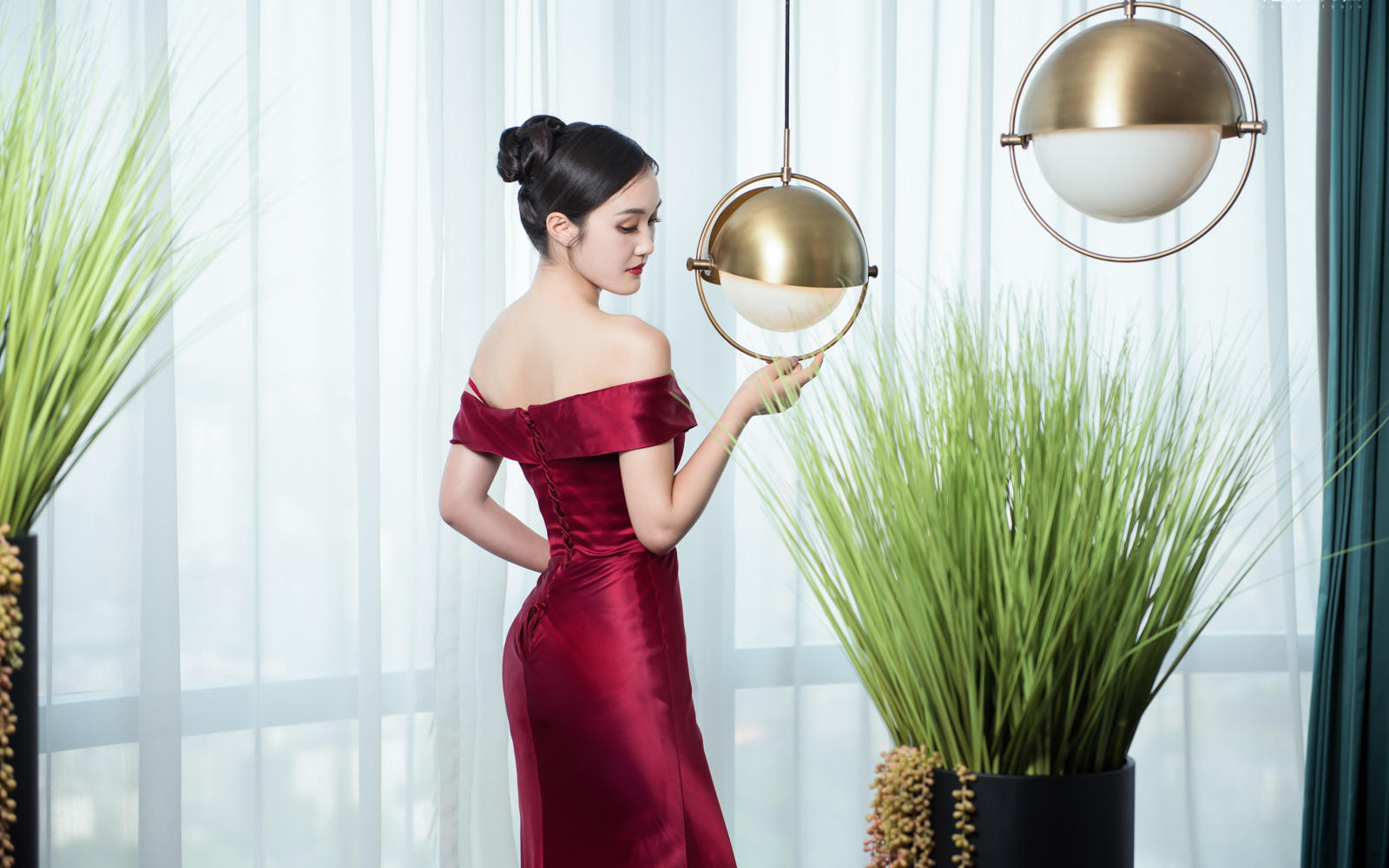 【Sol.索尔婚纱】鱼尾缎面礼服