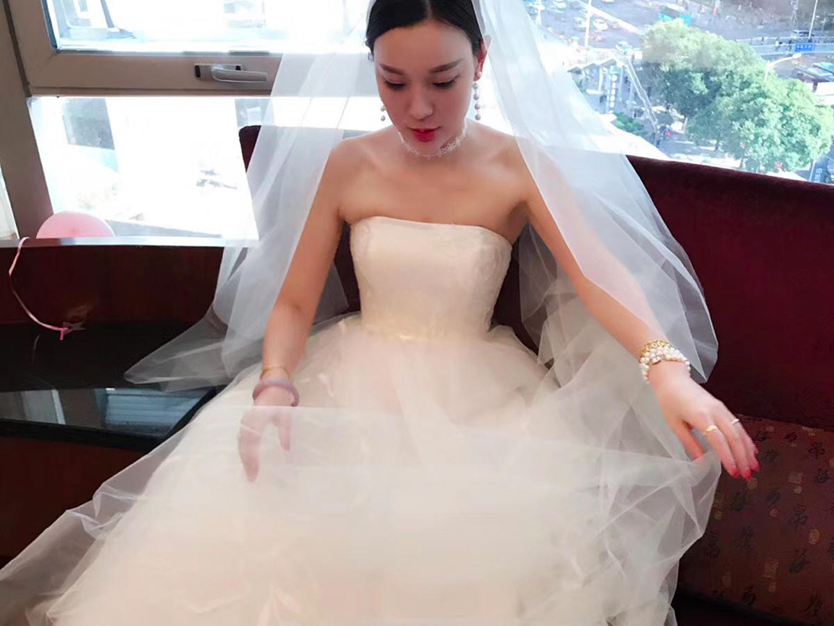 超值租赁超值婚纱礼服店庆套餐