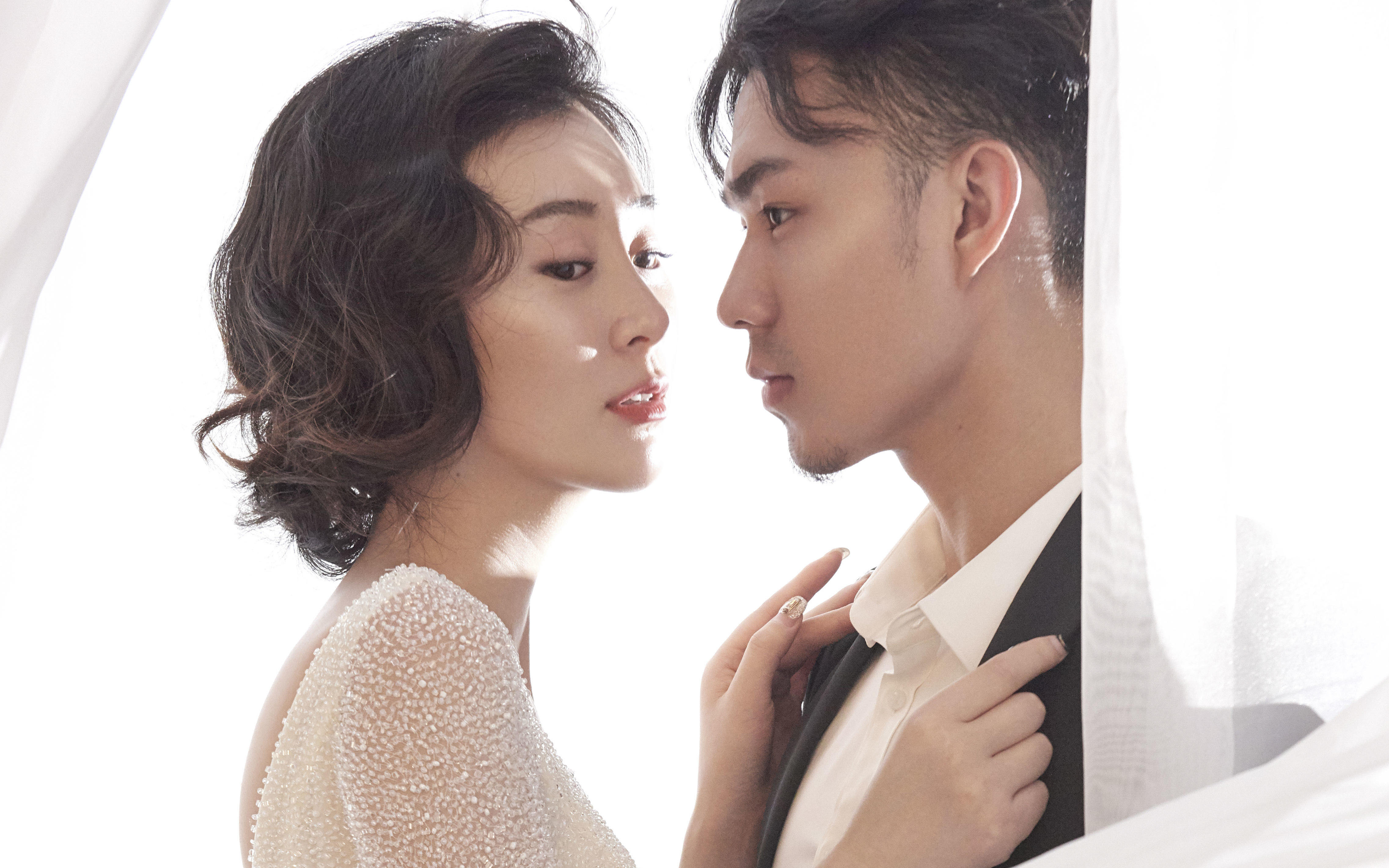 高性?xún)r(jià)比+底片全送+首席團(tuán)隊(duì)一對(duì)一服務(wù)+私人定制