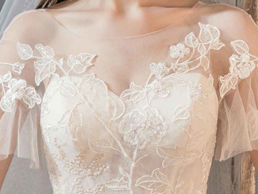 轻奢全新婚纱露背新品发布