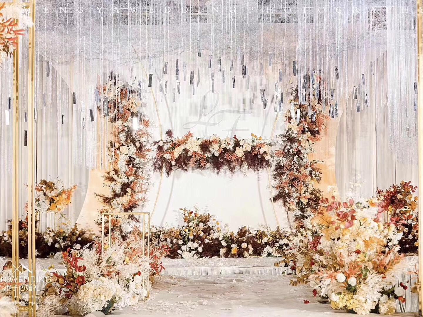 大型酒店大型吊顶婚礼基础款