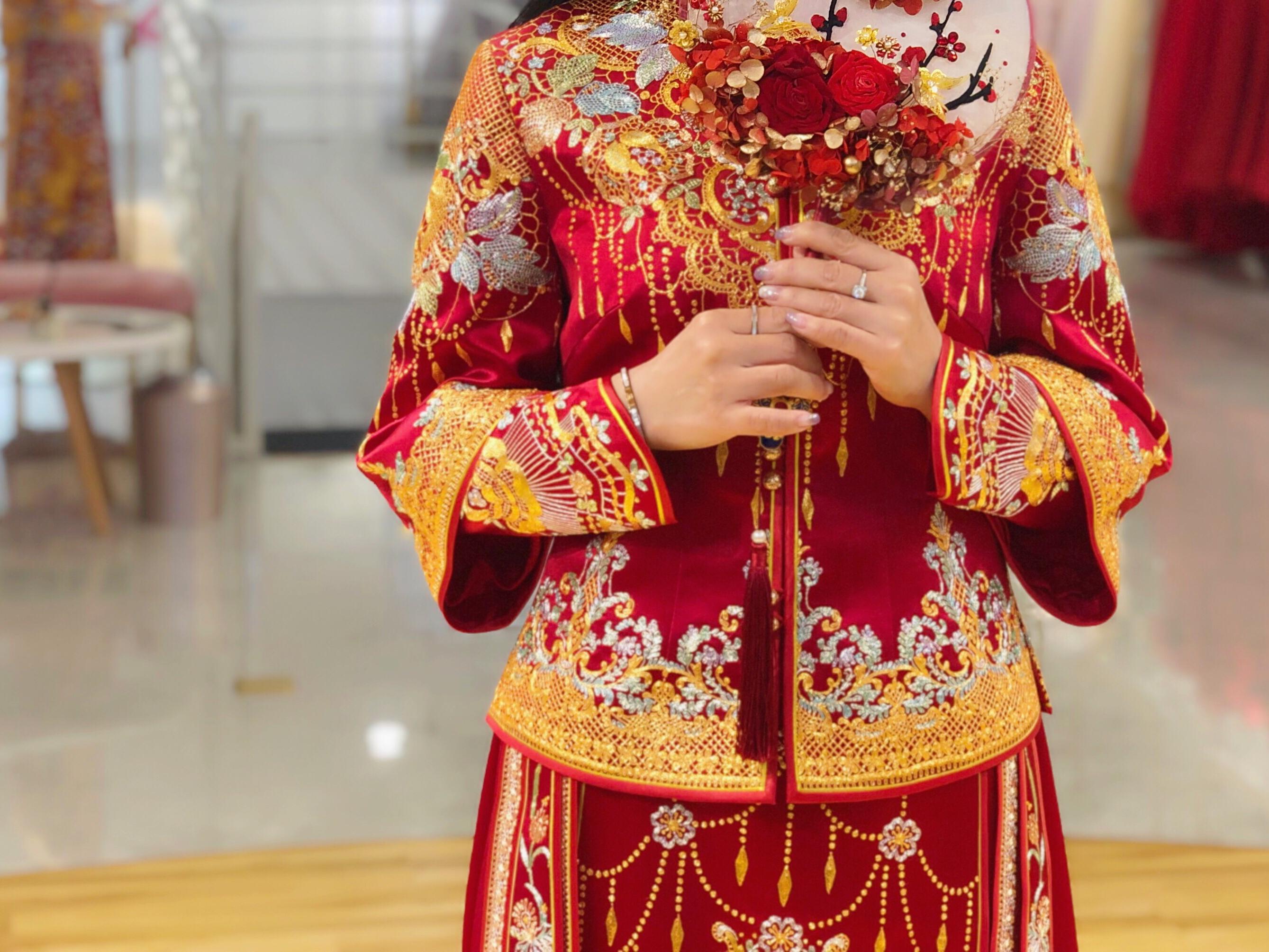 高端定制尊贵套系奢侈婚纱礼服