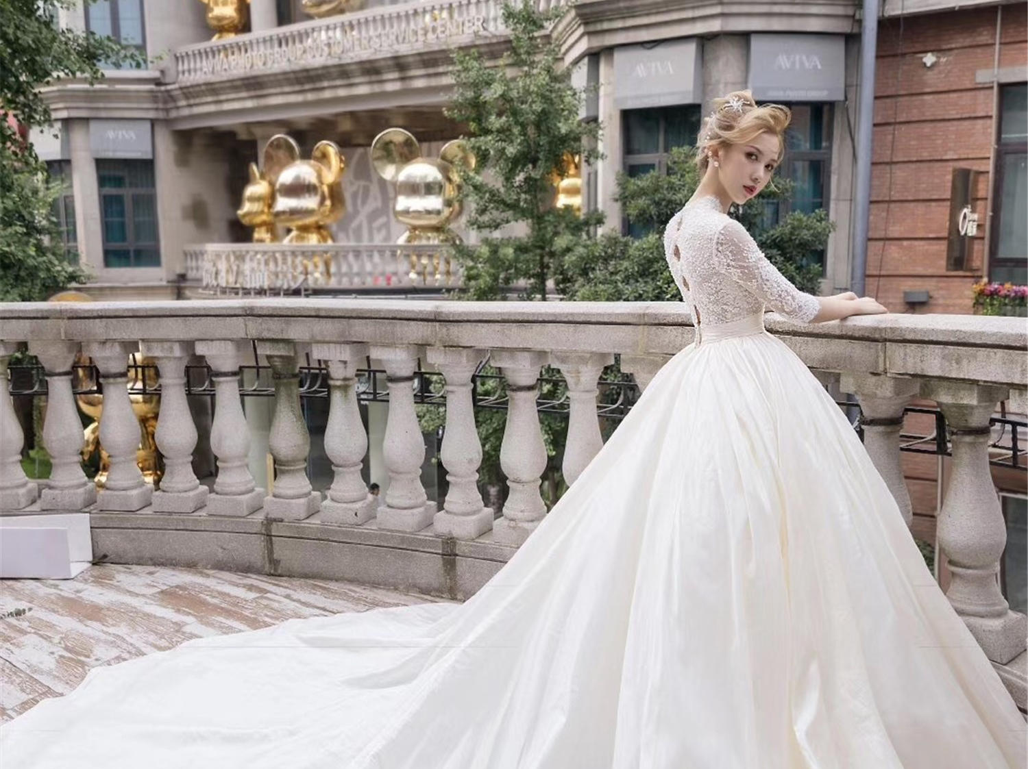 【完美租赁】五件套：秀禾+主纱+敬酒+伴娘+头纱