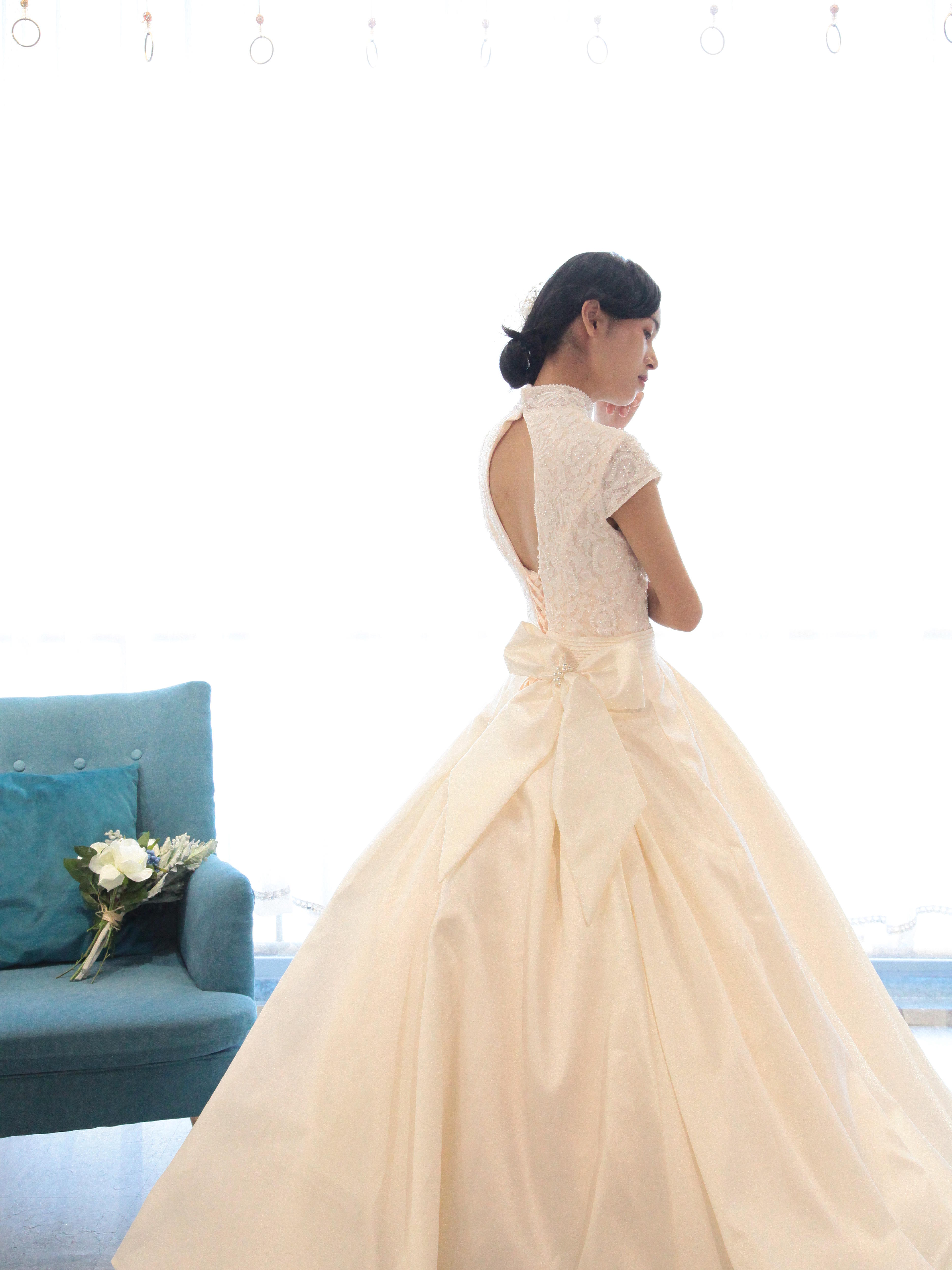 L S 2020新款 高端 齐地婚纱 出门纱