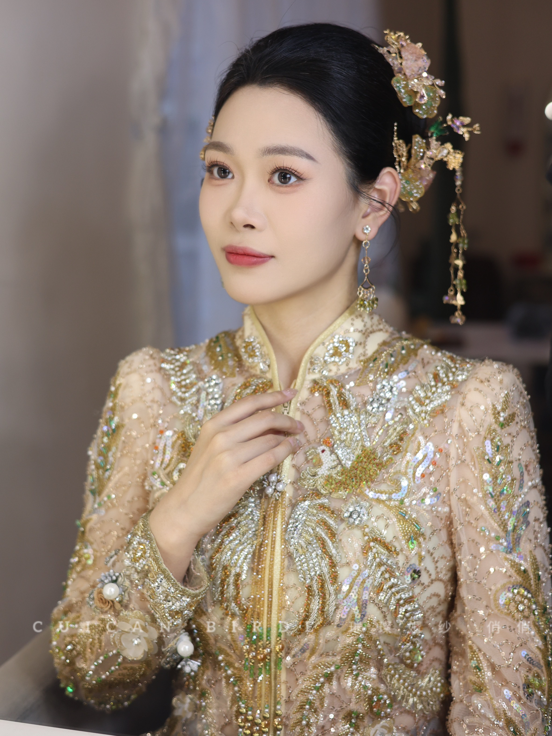 都市风格温婉秀禾造型