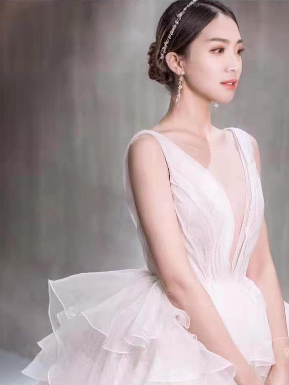 【限时秒杀】秀禾 婚纱 礼服 全程跟妆