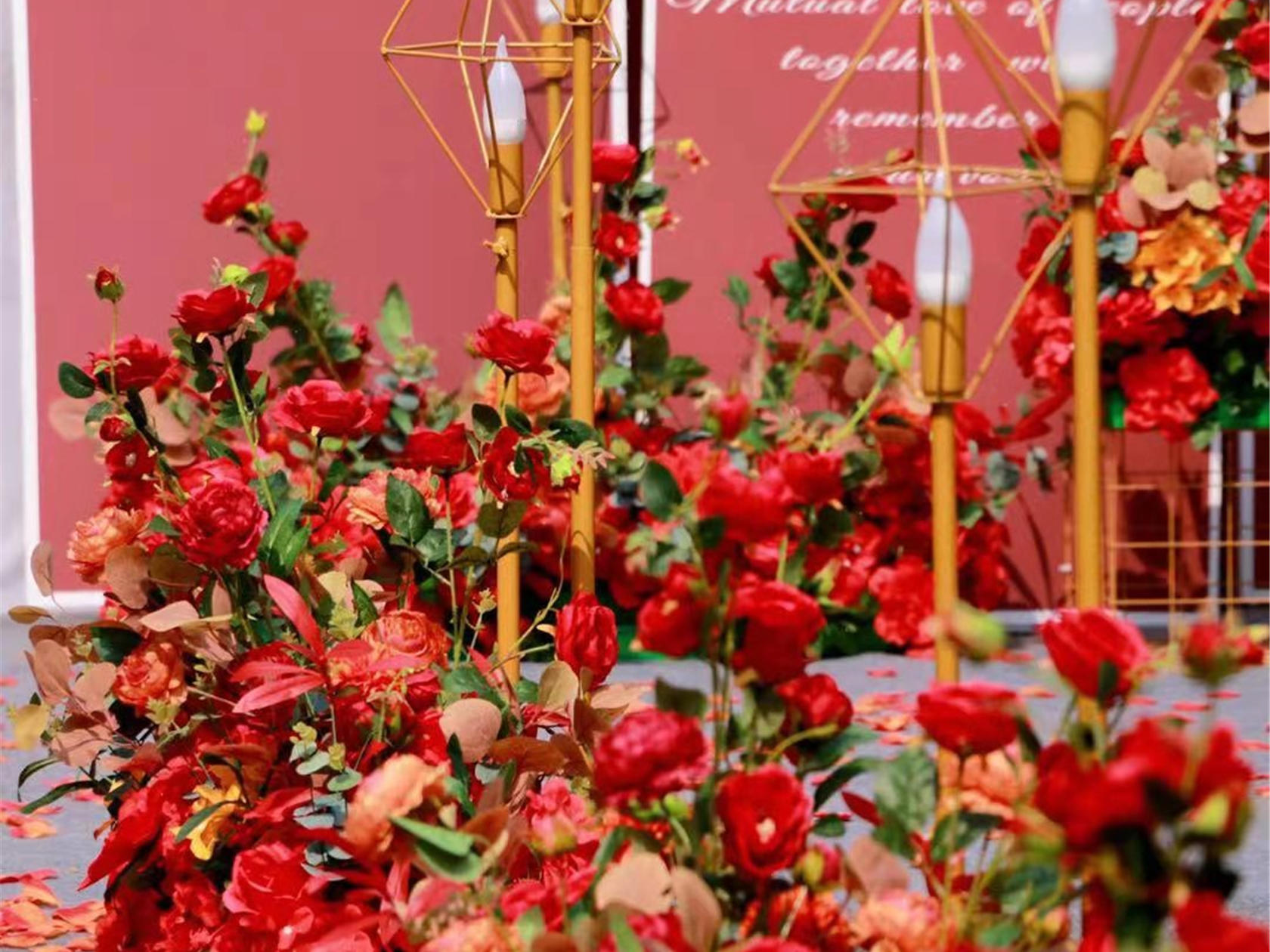 限时低价&农村西式自家小院婚礼