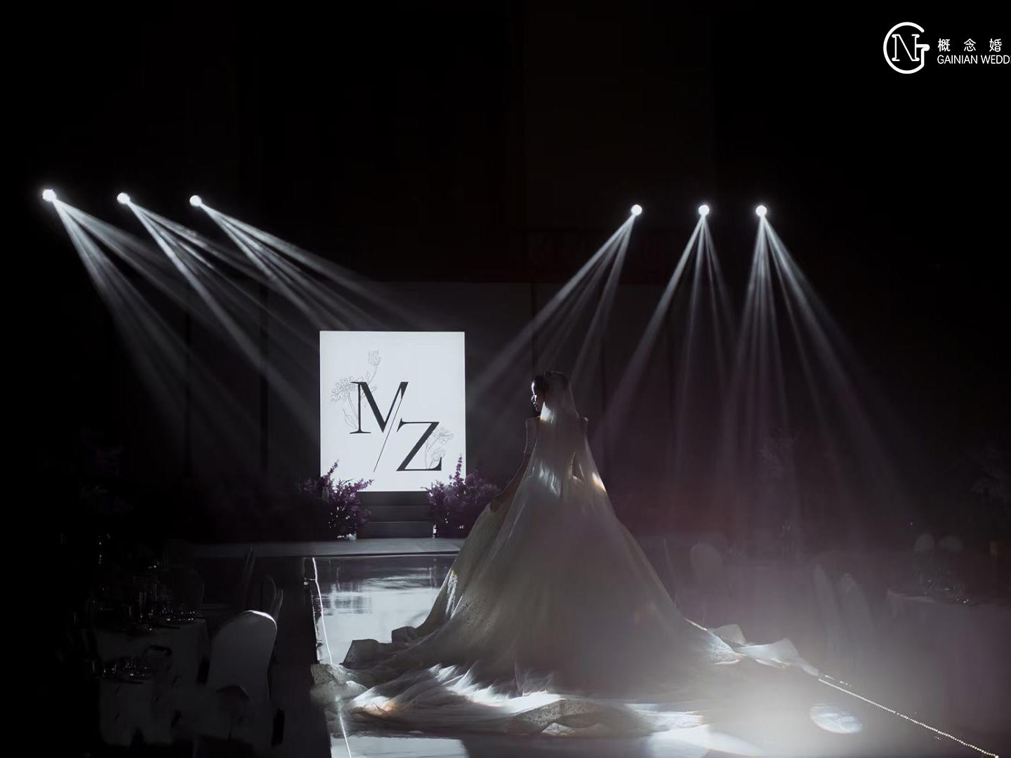 概念婚礼高级感秀场风质感婚礼