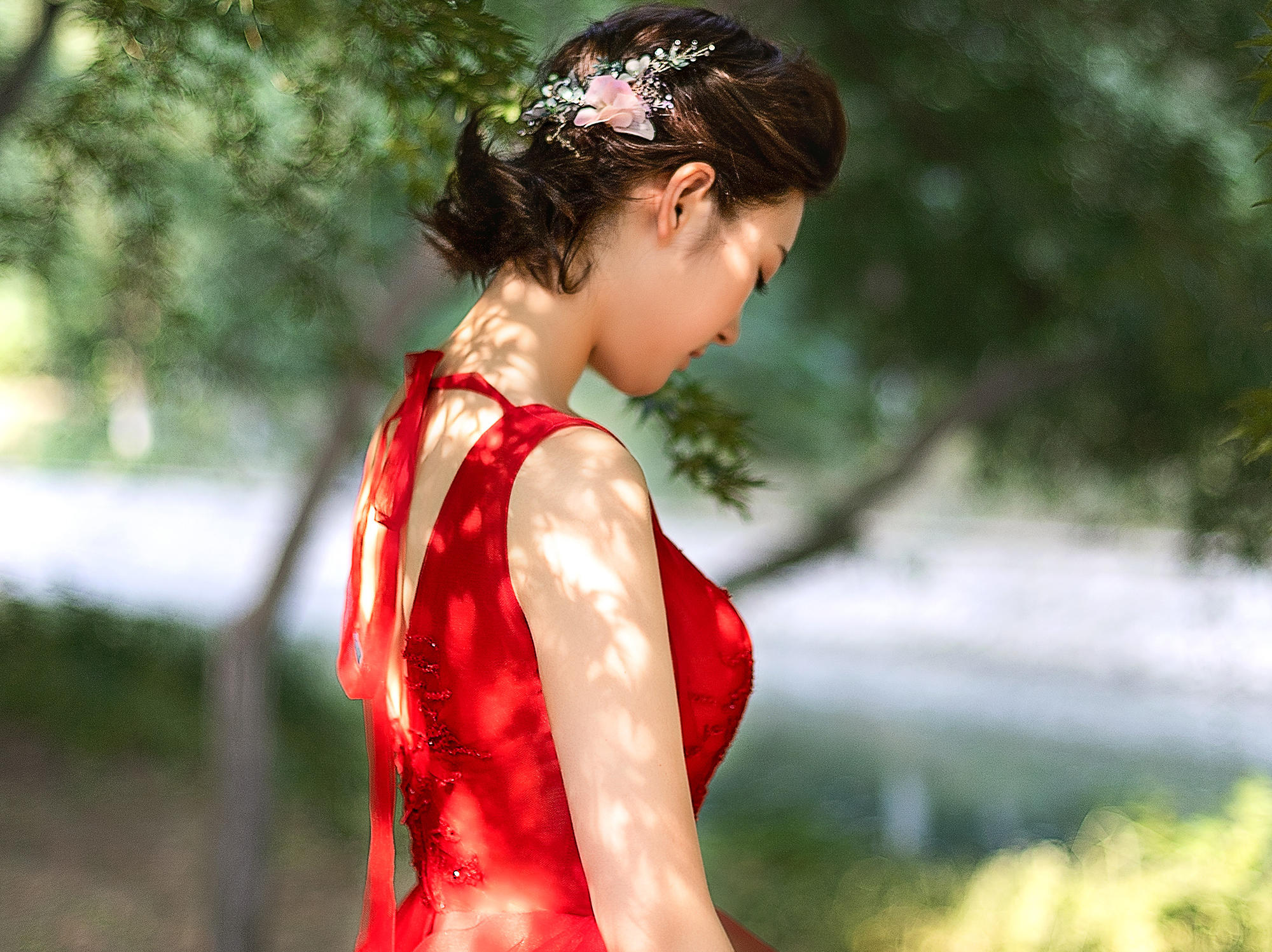 [圣柏莎]红色v领无袖礼服