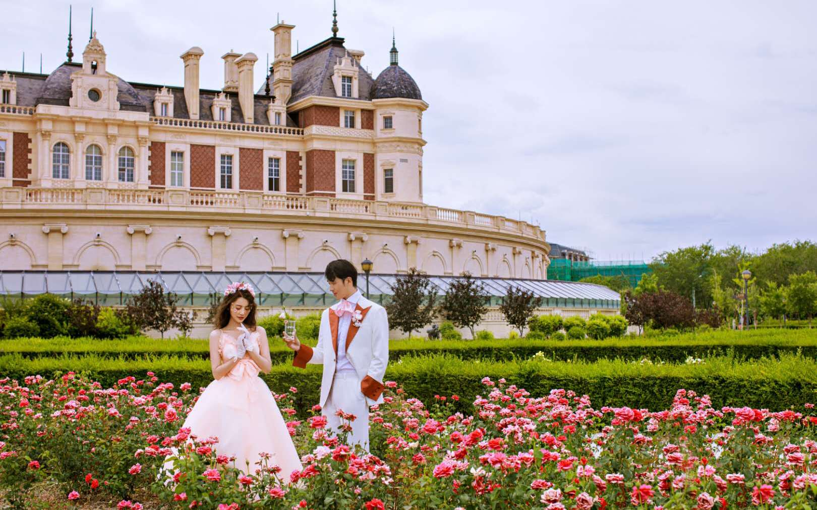 【好评如潮】10服10造 多外景浪漫之旅