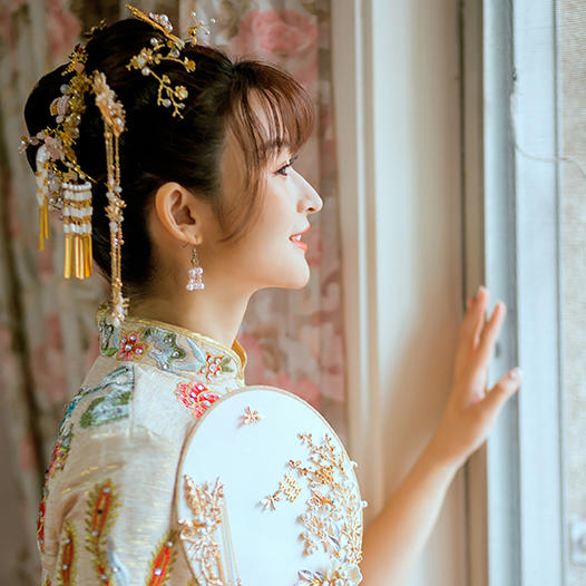 婚礼答谢宴首席老师提供妈妈妆