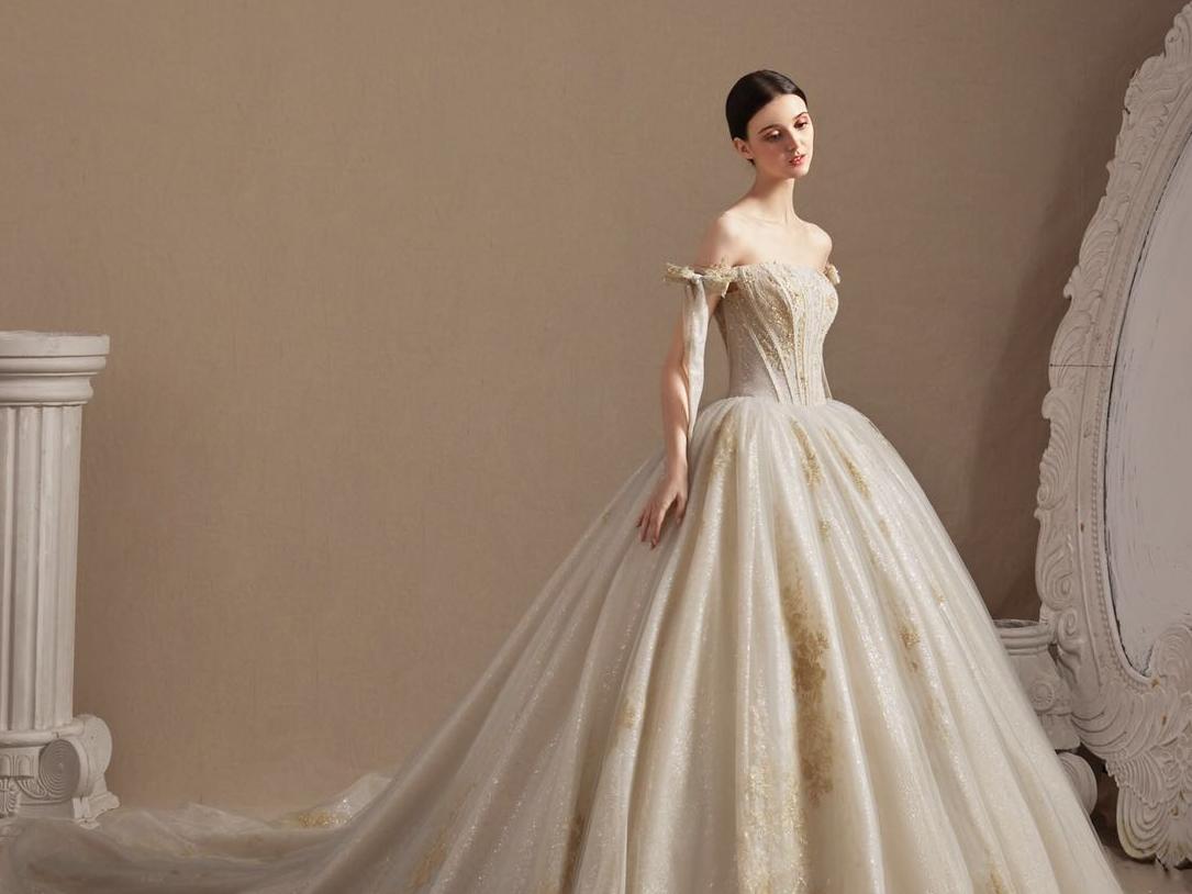 【主推】复古宫廷风婚纱隆重