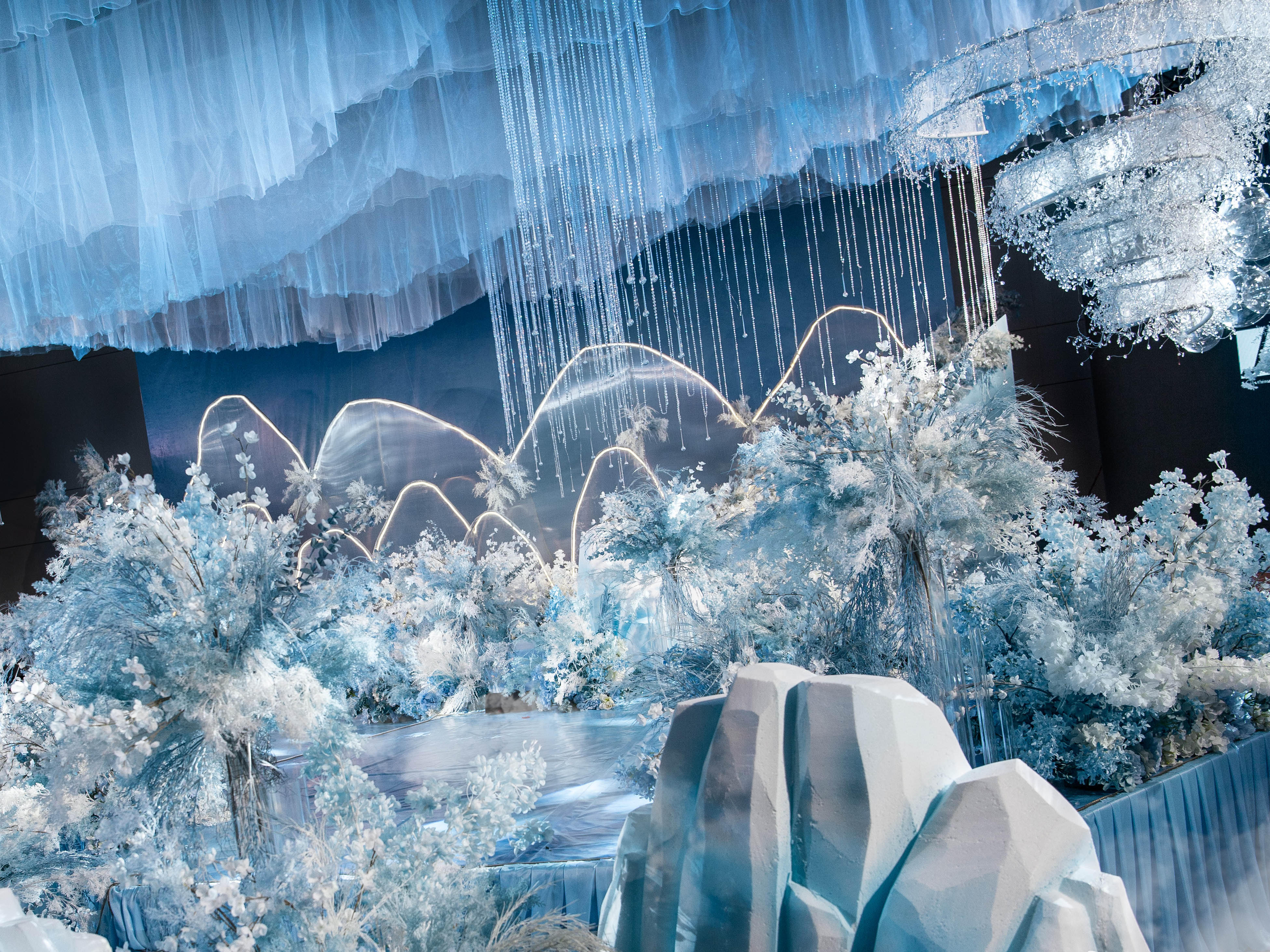 嘉悦宴会设计｜水晶蓝浪漫治愈系婚礼Glacier
