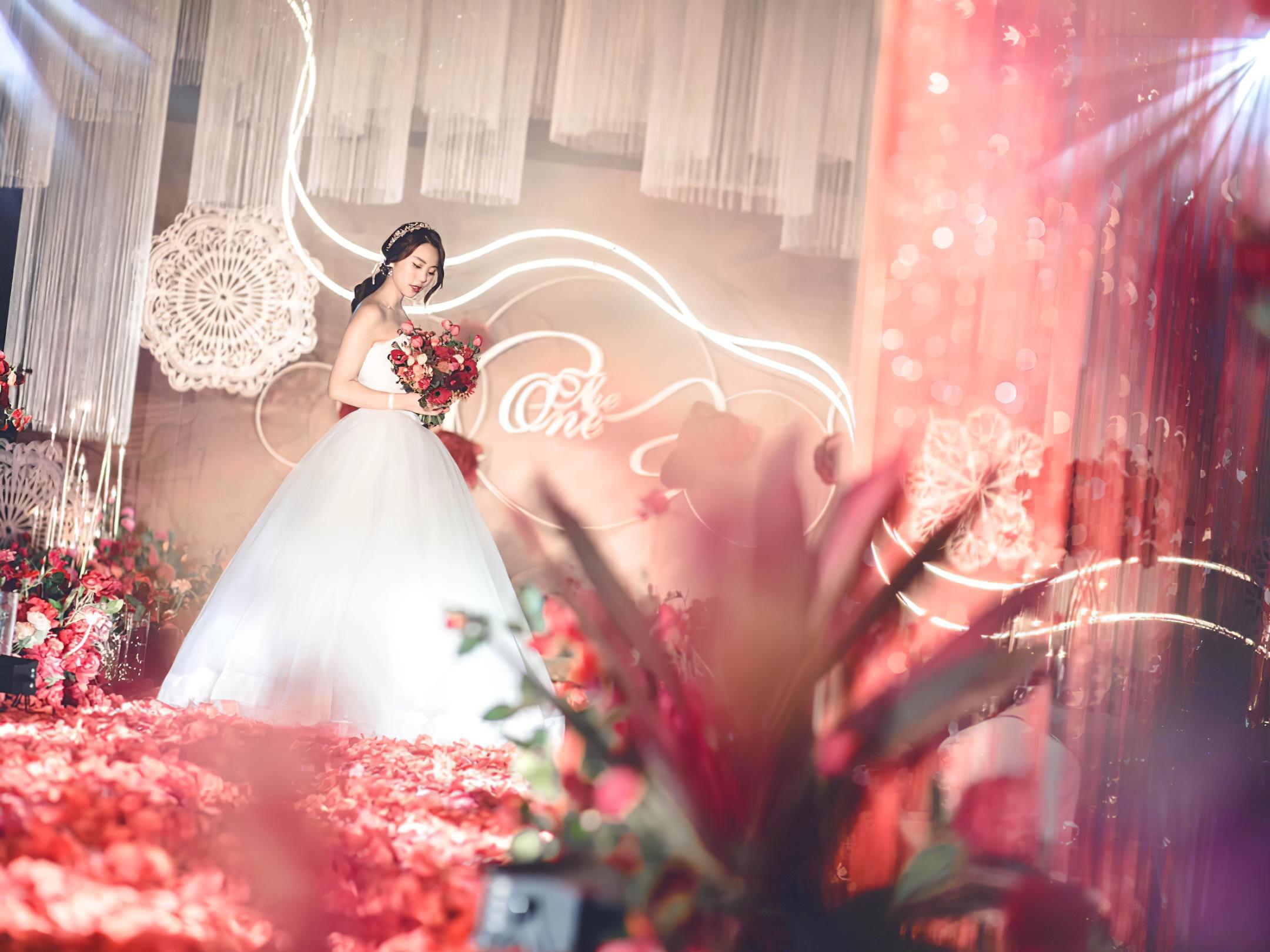 红色系主题婚礼12888全包价