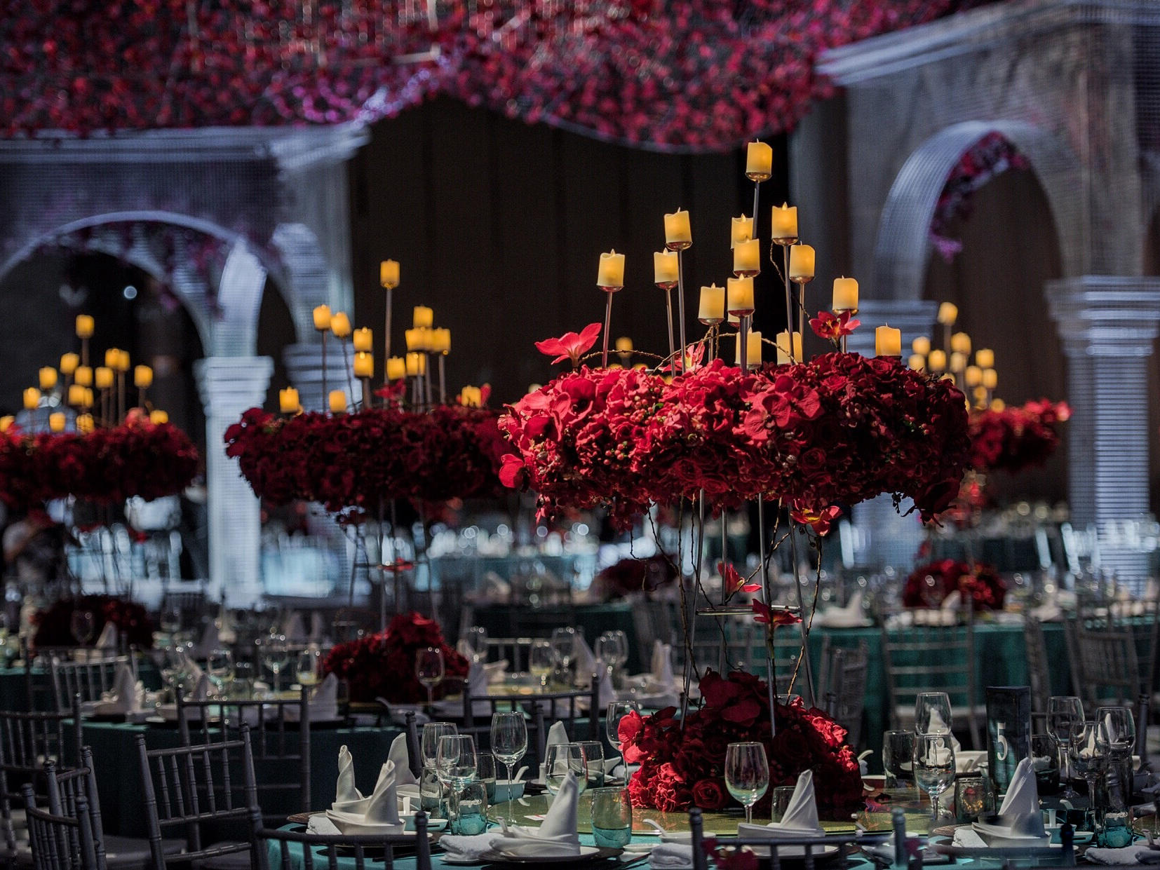 【幸福工厂】--红色网格高端婚礼