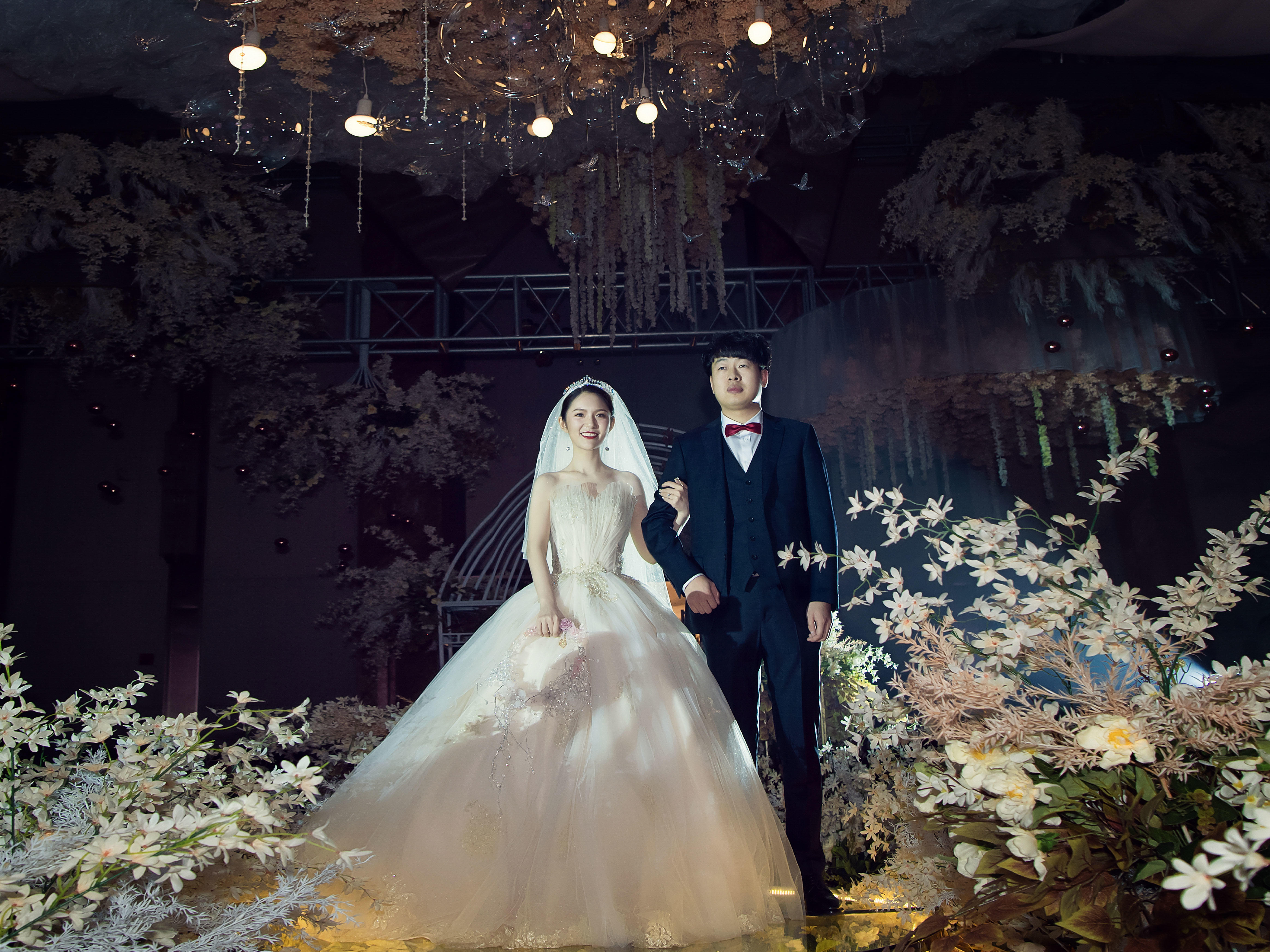 大宇造型婚礼半程跟妆早妆