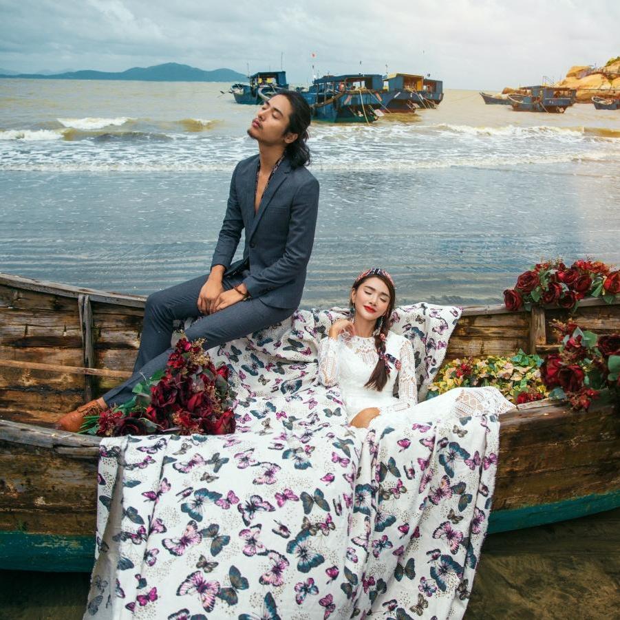 【好评如潮】经典江边婚纱照6服6造