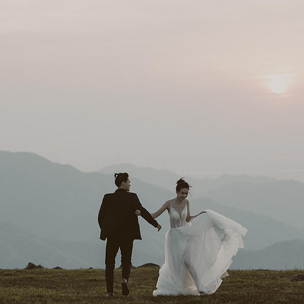 高定婚纱│韩式婚纱│限量预约