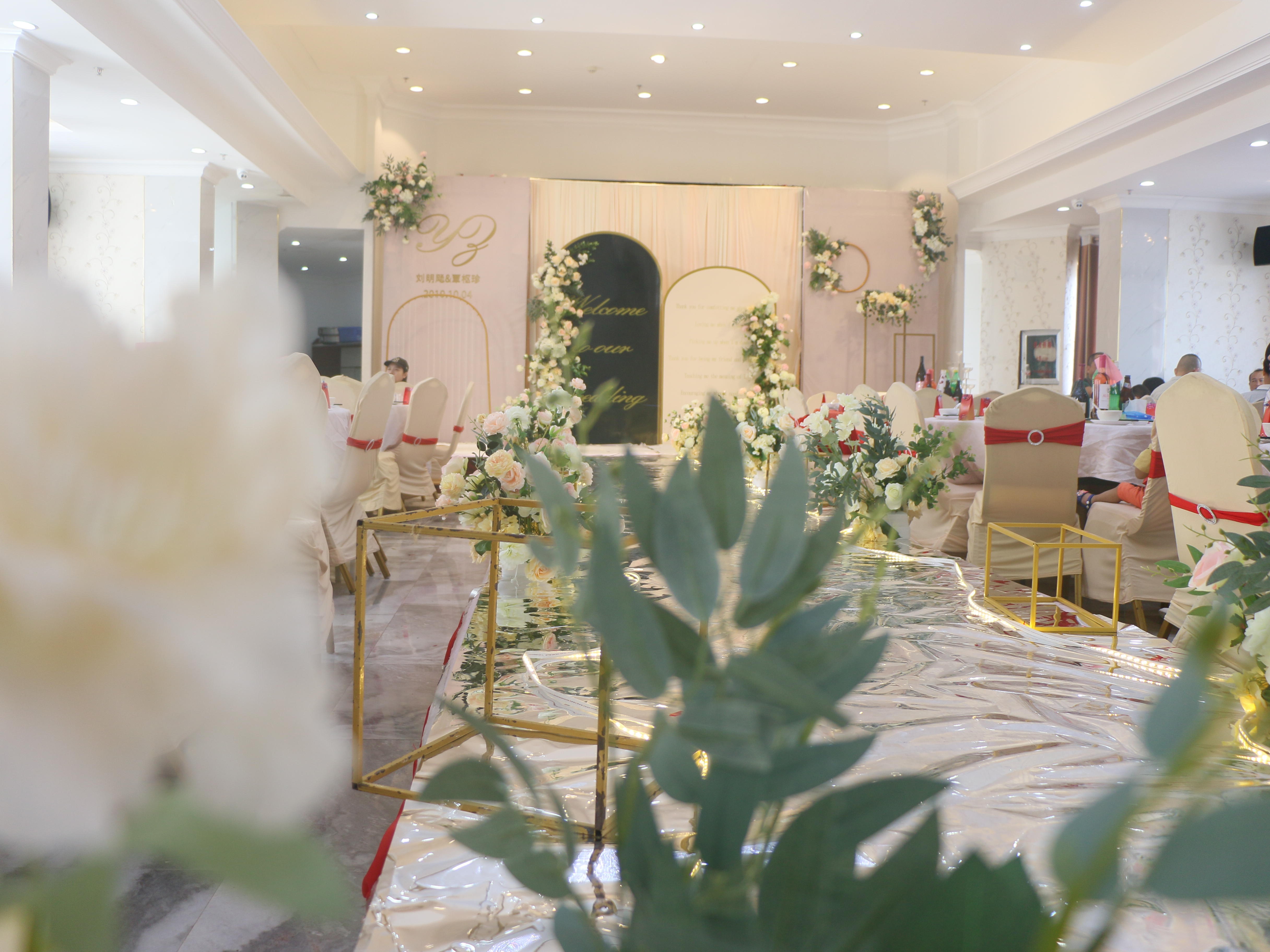 香槟色唯美婚礼           