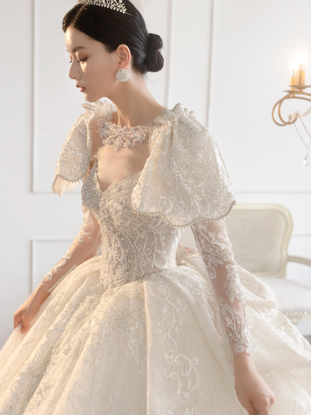 薇拉/首席老师/全天跟妆+主纱＋中式＋敬酒＋伴