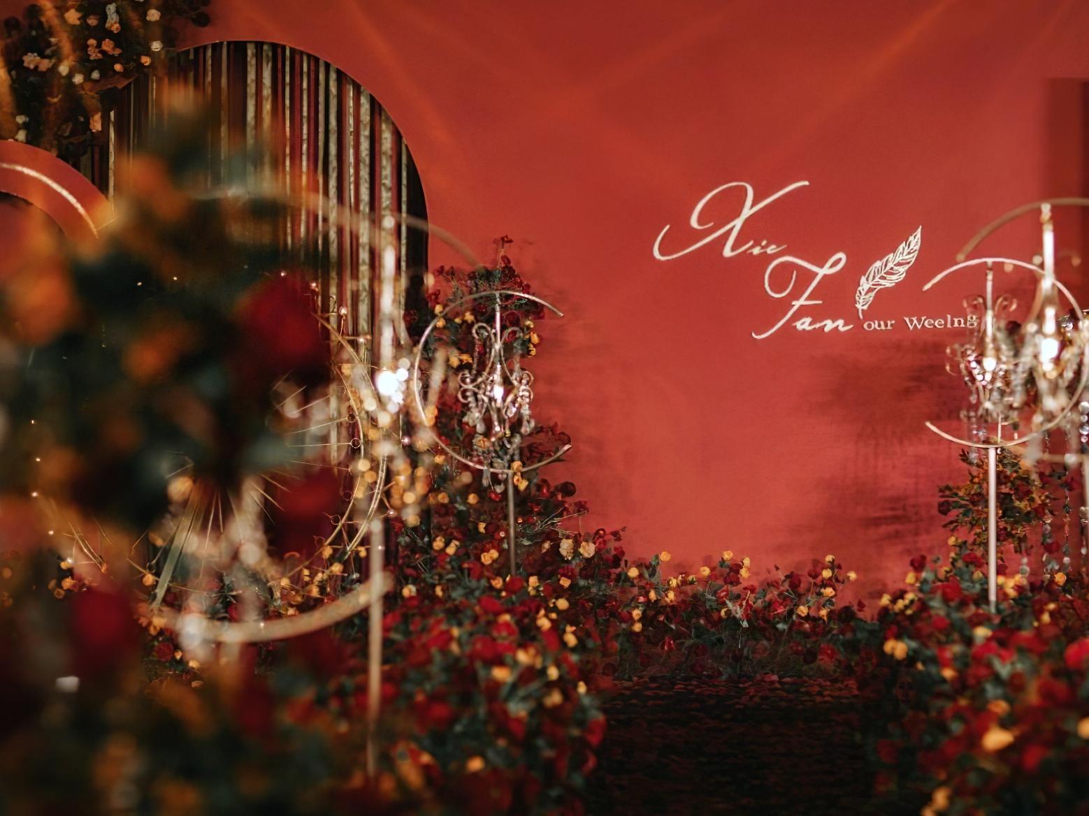 大红纯色系婚礼  简约大气细节饱满