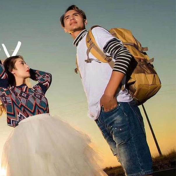 欧式旅拍风+独库公路+边走边拍