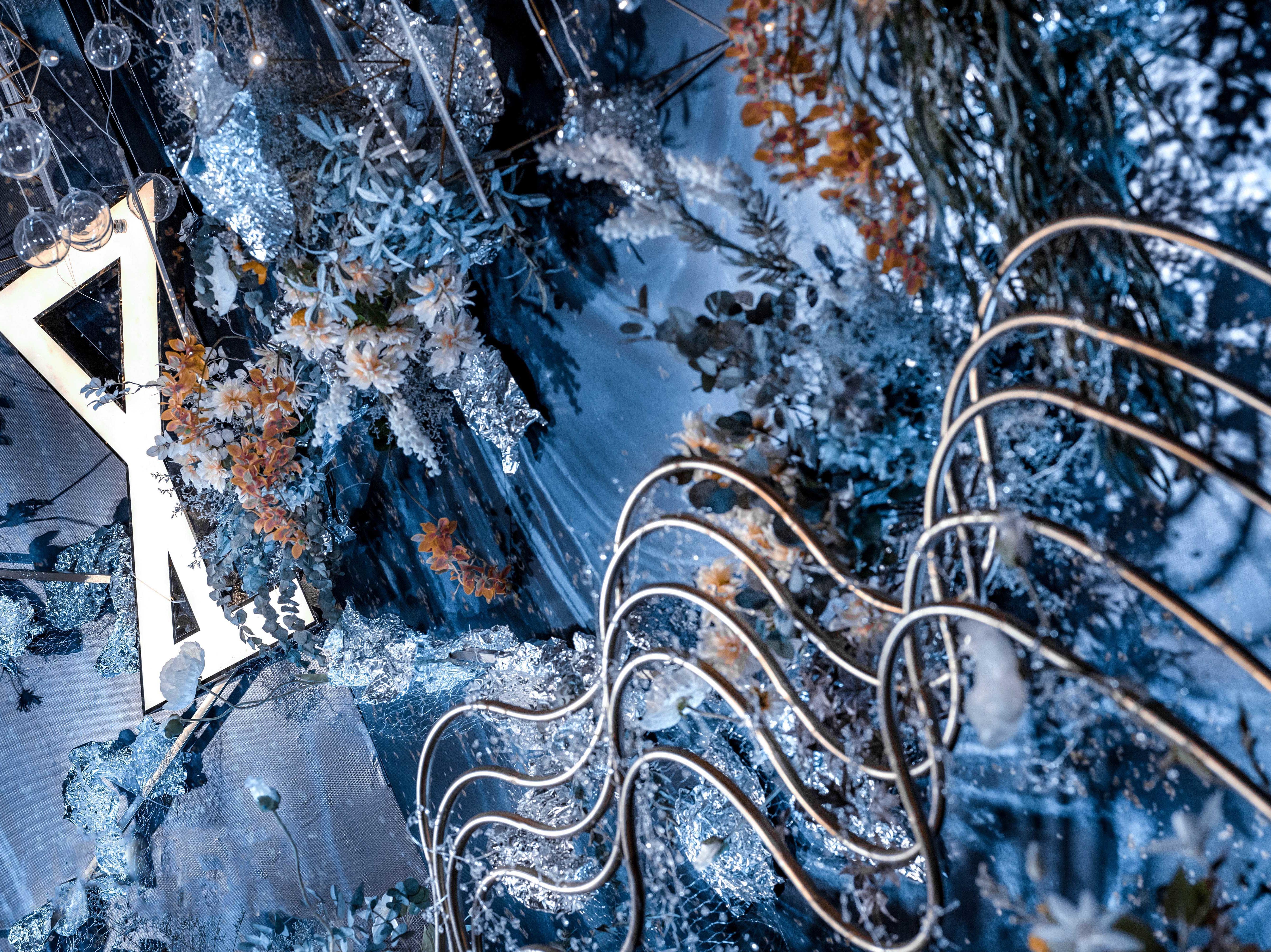 【拾悦婚坊】婚礼纯布置舞台仪式台吊顶  风格色系