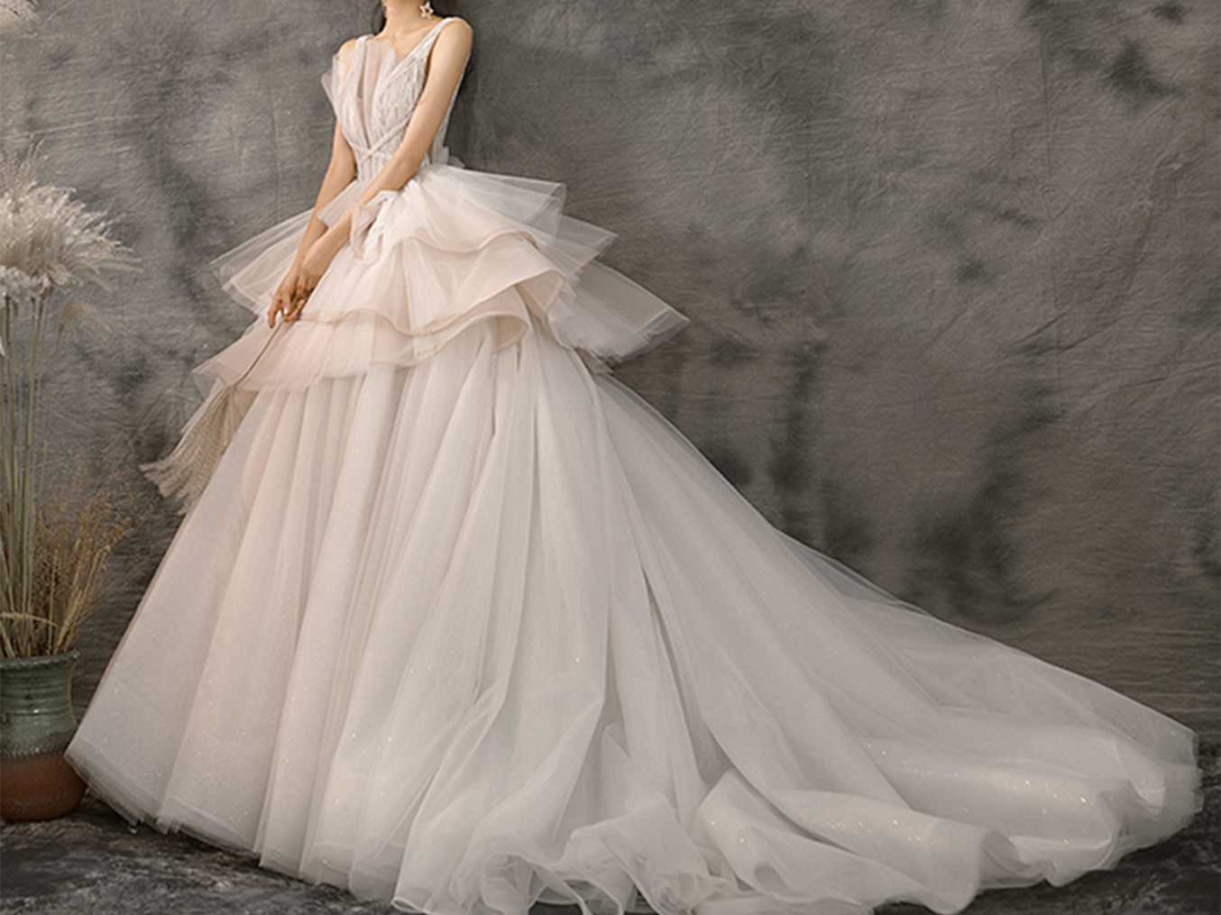 【Domi高级婚纱】3件套租赁主纱+礼服+中式