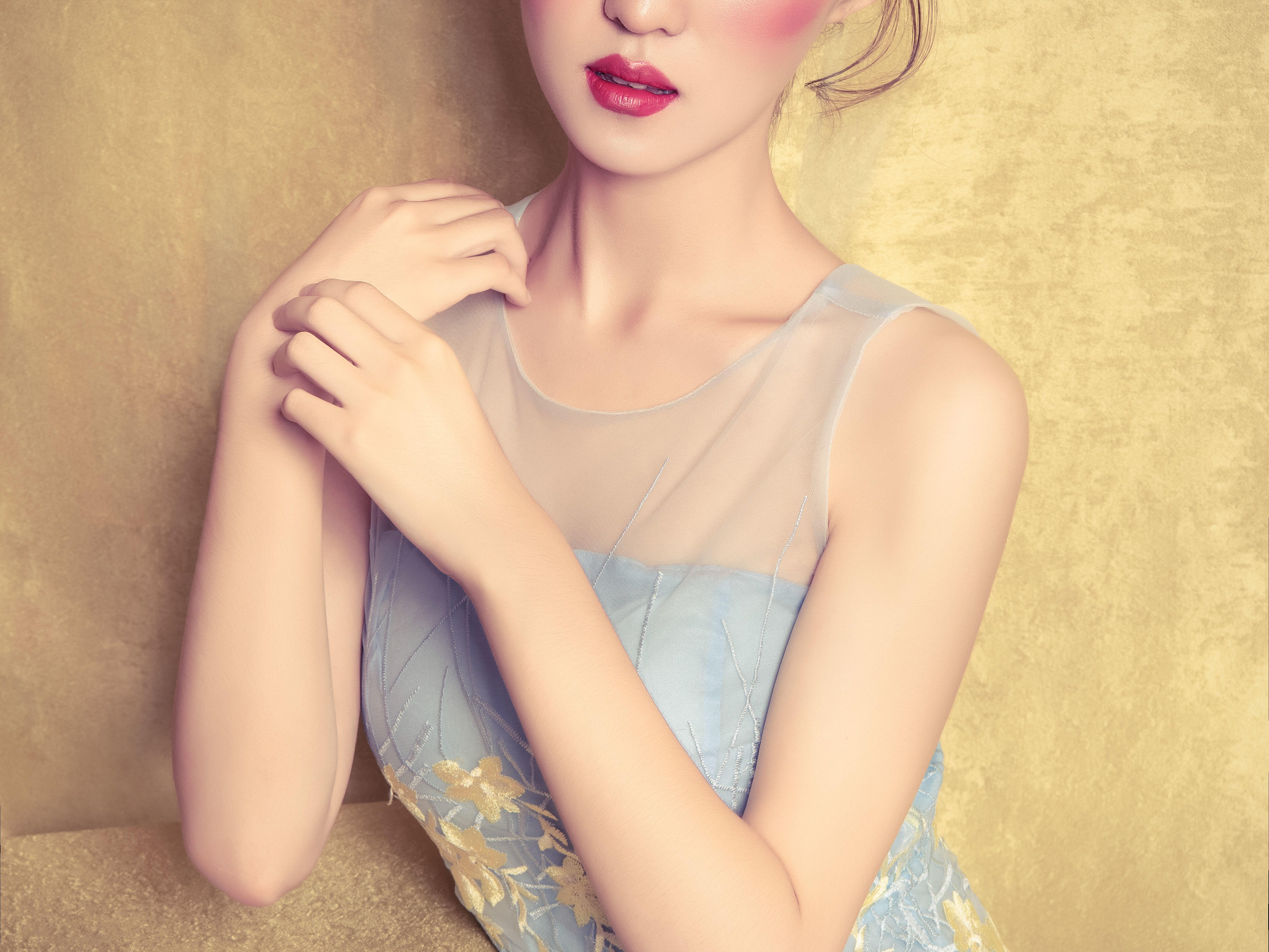 大宇造型婚礼半程跟妆早妆