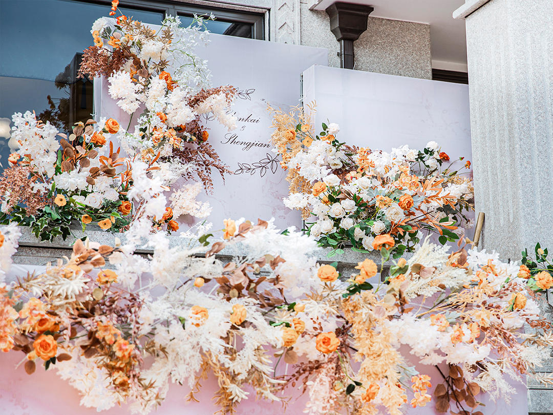 繁星与日光 橙色系清新户外婚礼 花艺效果满分