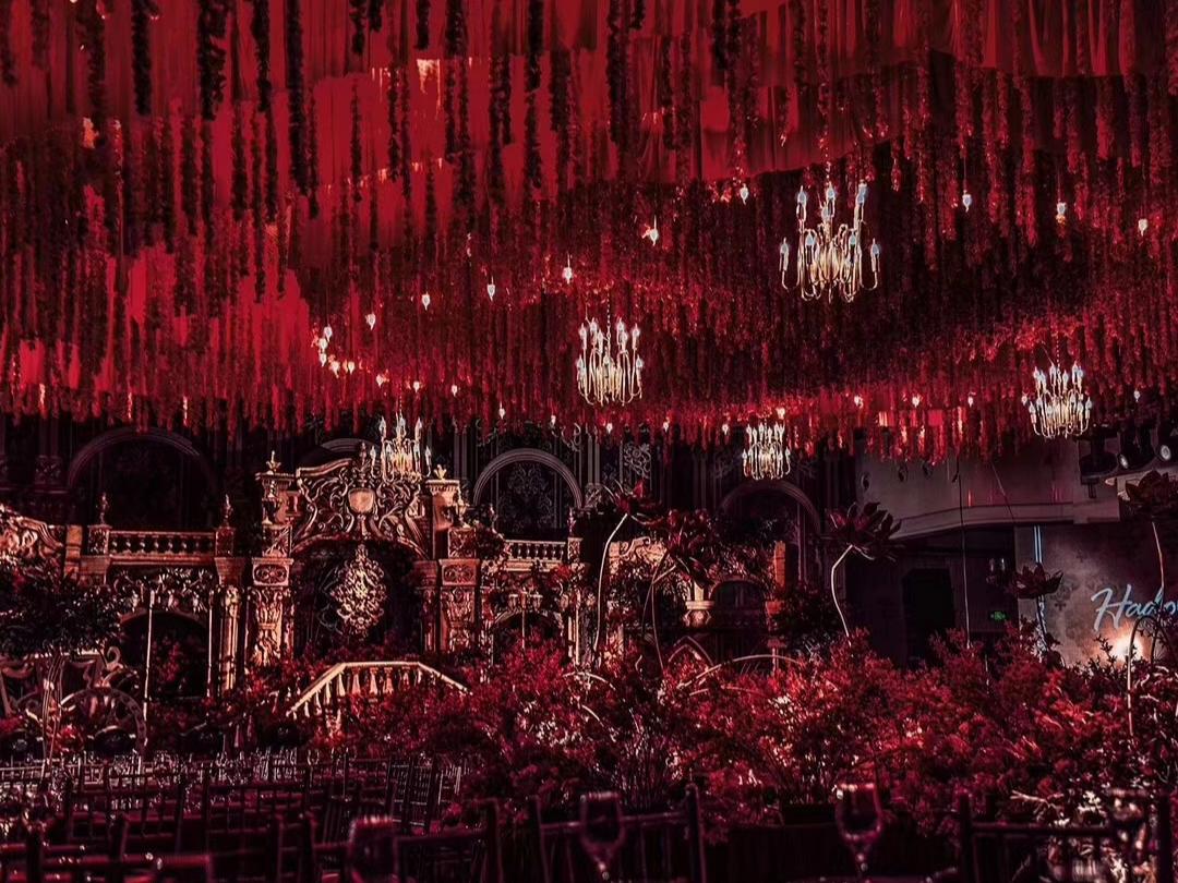 豪华套餐总监主持+ 婚礼督导+新娘秘书+音乐DJ