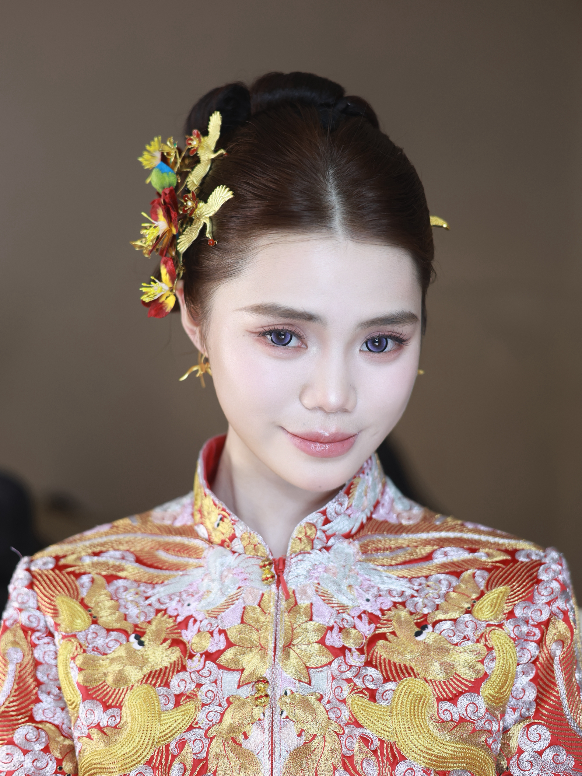 龙凤褂秀禾造型