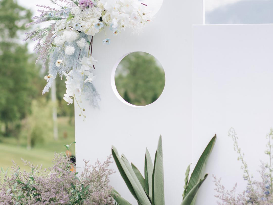 人气鲜花户外婚礼/超高性价比/限时抢购中