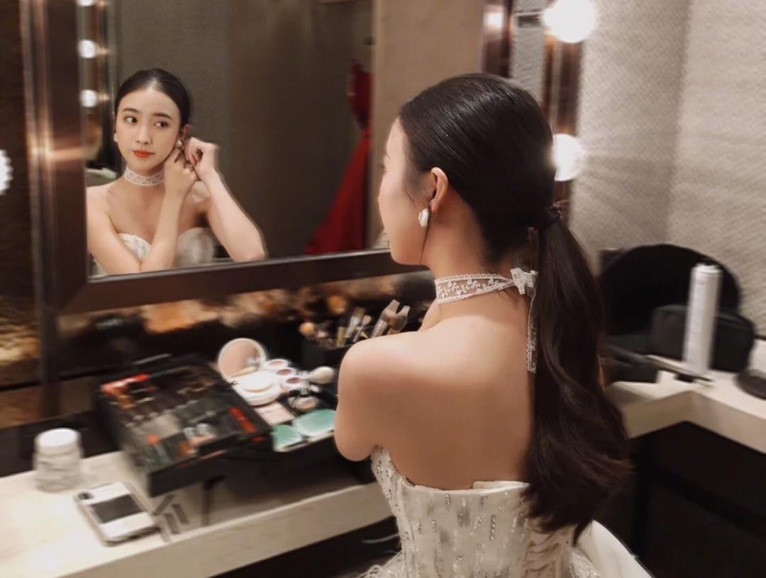 【小预算超值租赁】超值新款齐地婚纱+礼服两件套