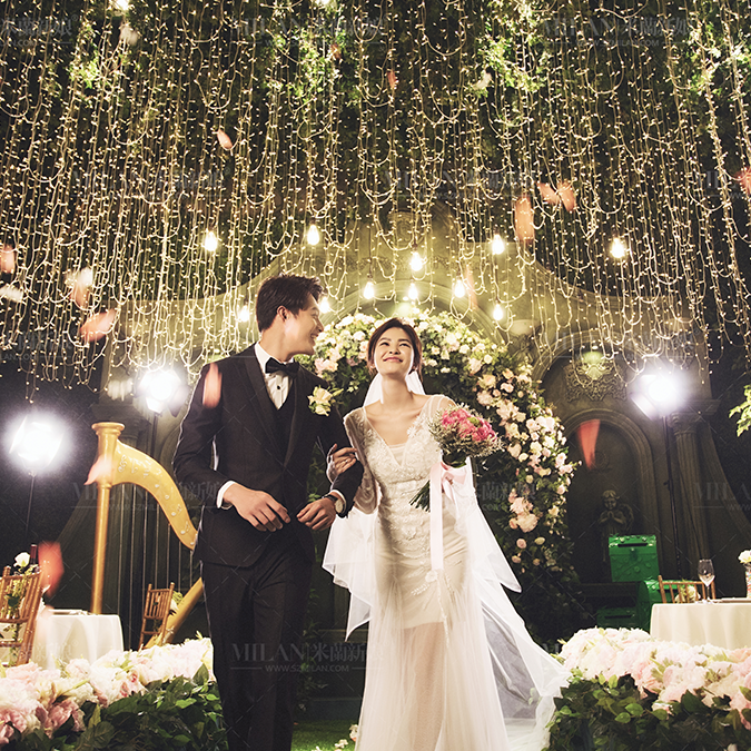 蒙娜丽莎 2021 新品首发，点击查看更多